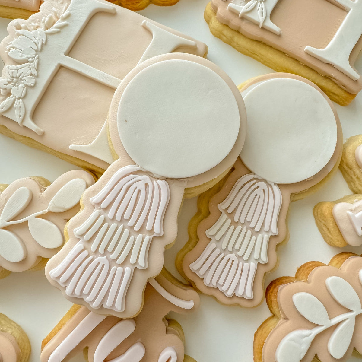 Balloon with Tassel Cookie Stamp & Cutter