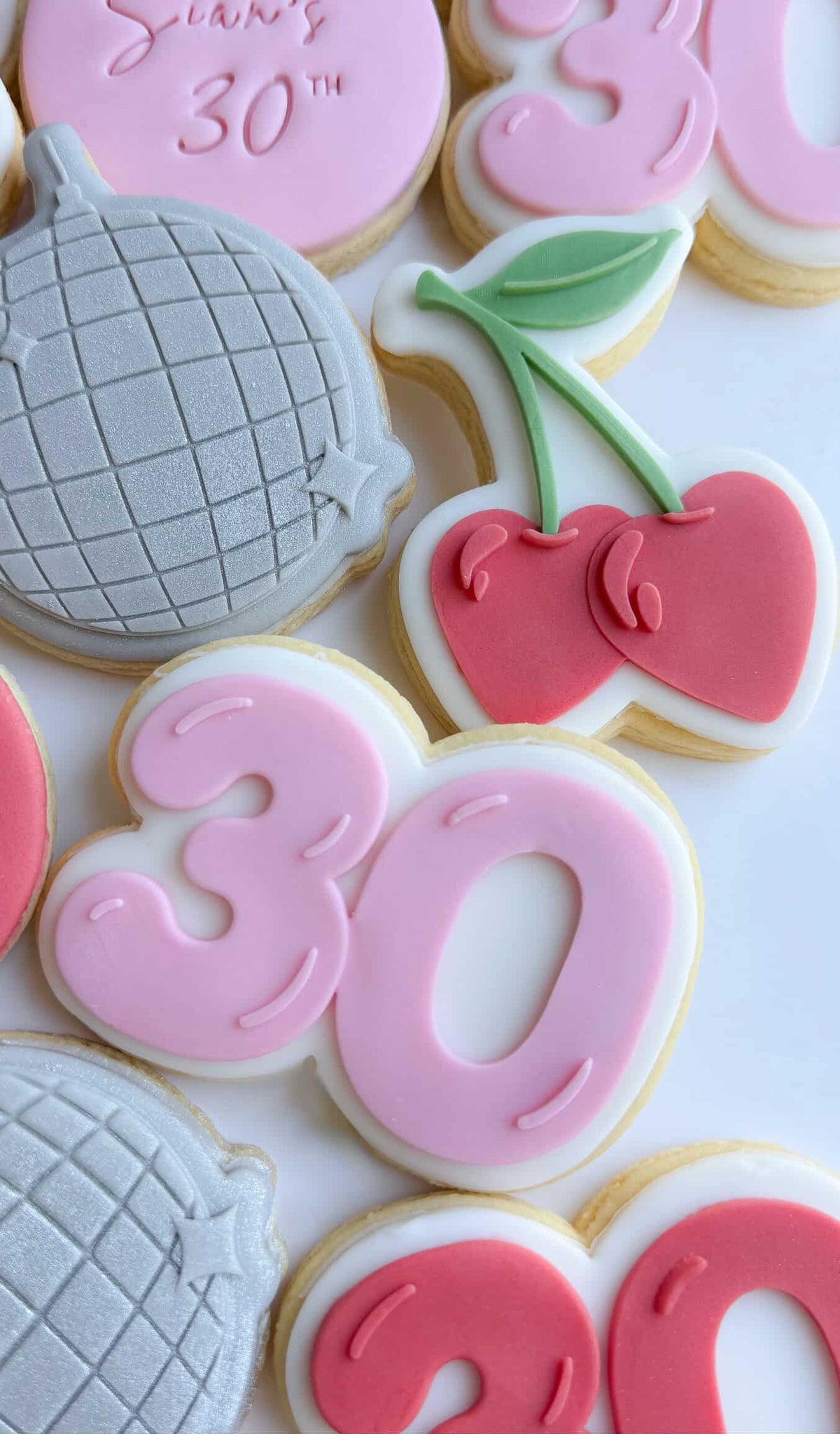 Balloon Number 30 Cookie Stamp & Cutter