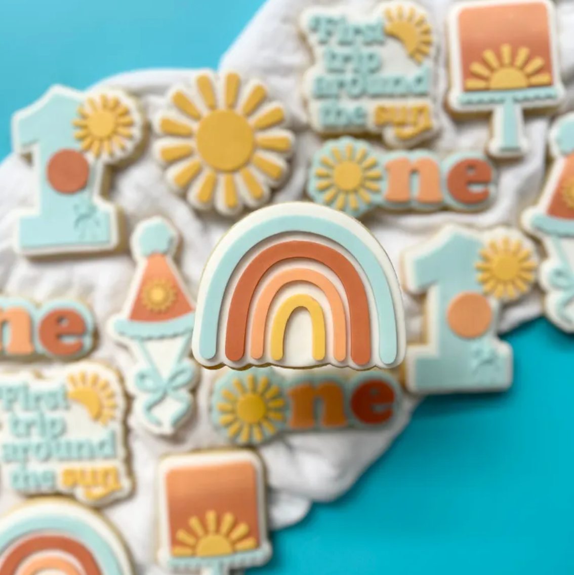 Simple Rainbow Cookie Stamp & Cutter