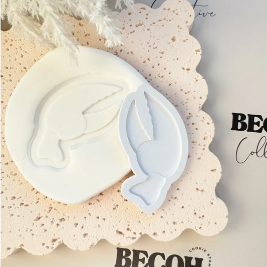 Crab Claw Cookie Stamp & Cutter