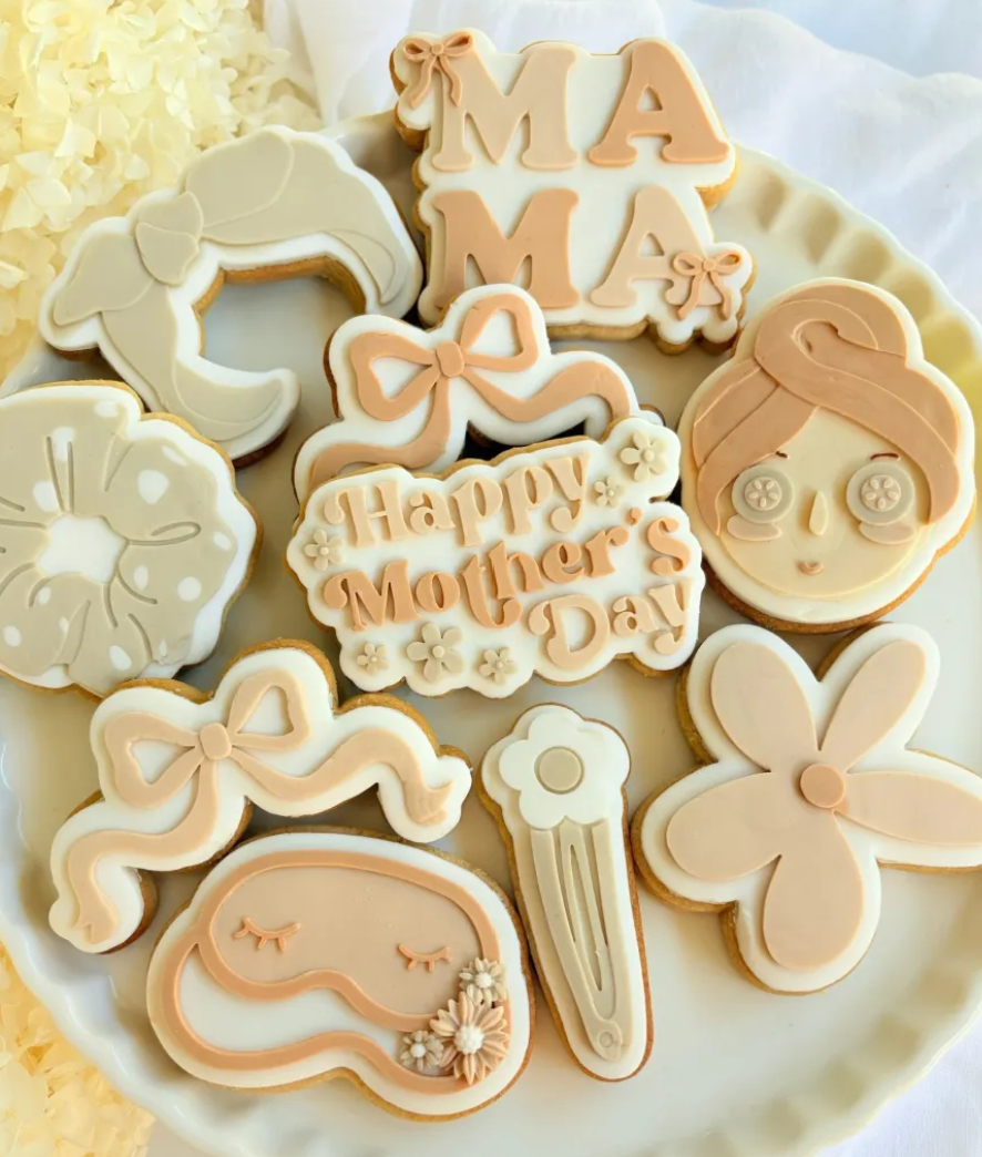 Daisy Hair Clip Cookie Stamp & Cutter