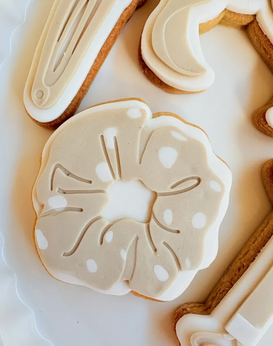 Scrunchie Cookie Stamp & Cutter