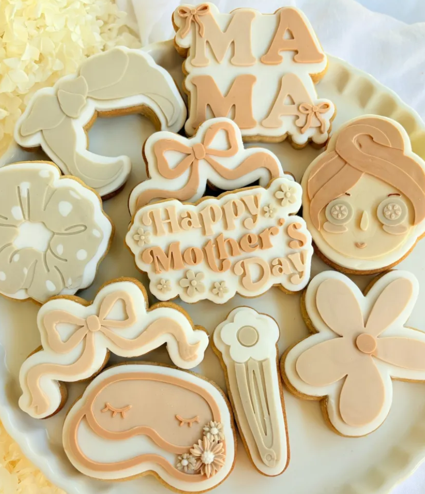 Happy Mothers Day Cookie Stamp & Cutter