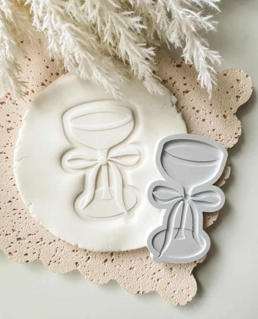 Cocktail Glass with Bow Cookie Stamp & Cutter
