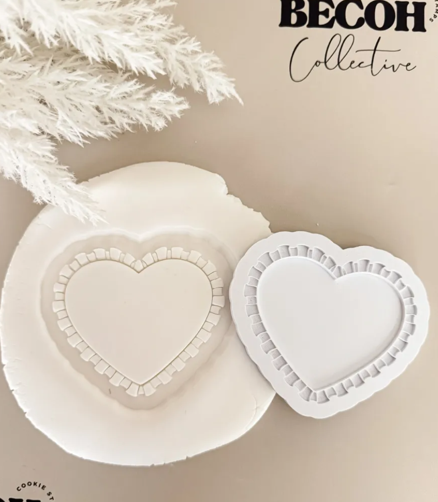 Frilly Heart Cookie Stamp & Cutter