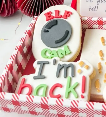 Im Back! Cookie Stamp & Cutter