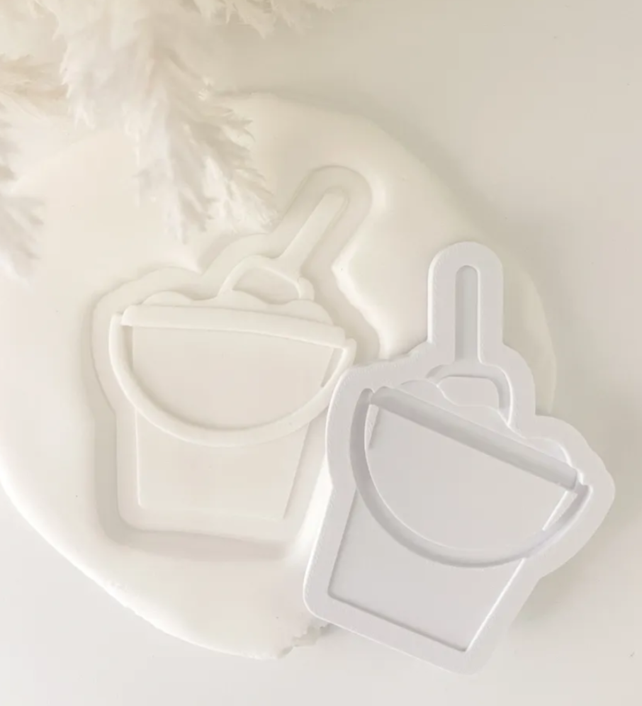 Beach Bucket with Spade Cookie Stamp & Cutter
