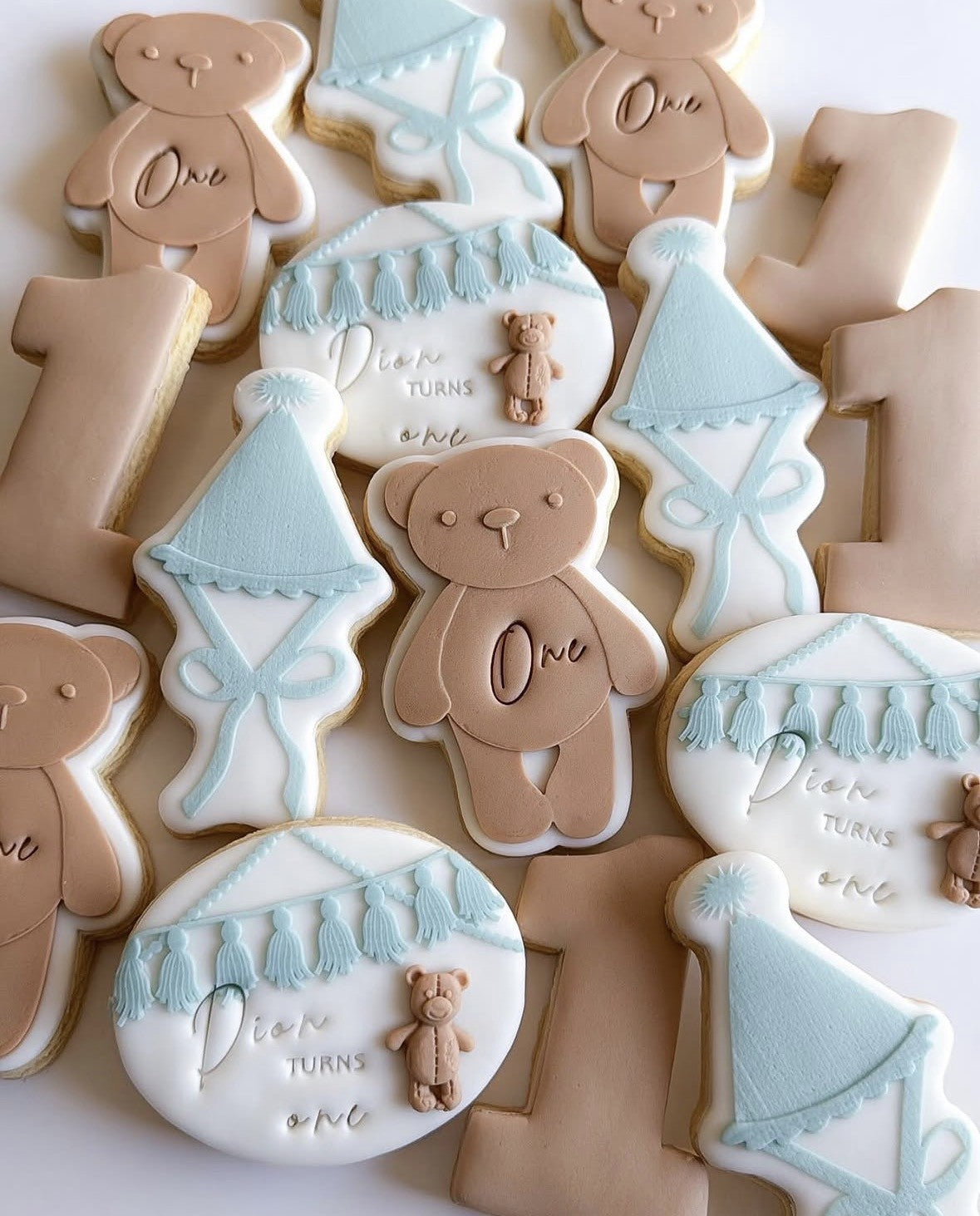 Standing Teddy Bear Cookie Stamp & Cutter