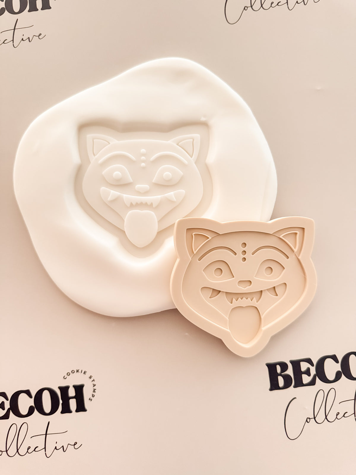 Derpy Cat Cookie Stamp and Cutter