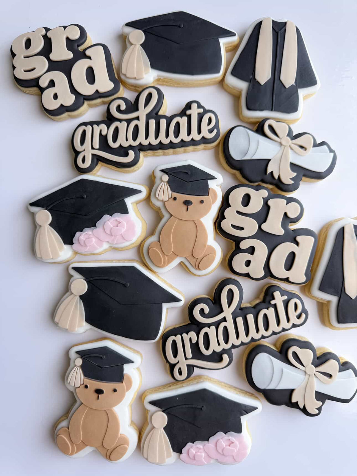 Graduation Scroll with Bow Cookie Stamp & Cutter