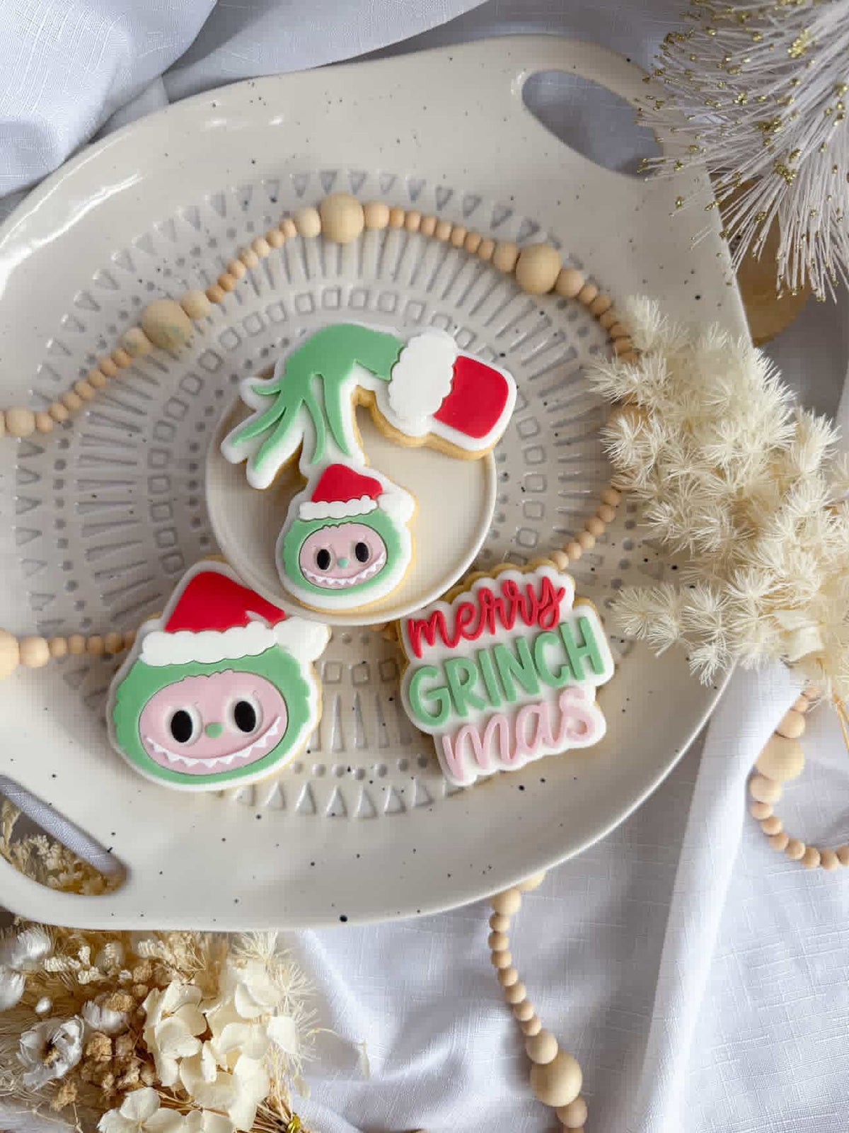 Grinch Hand with Labubu Cookie Stamp & Cutter