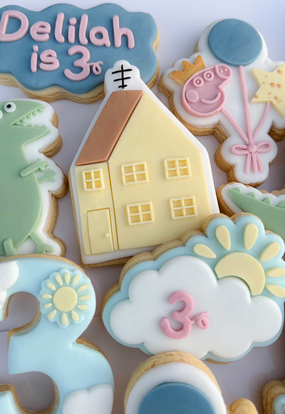 Peppa House Cookie Stamp & Cutter