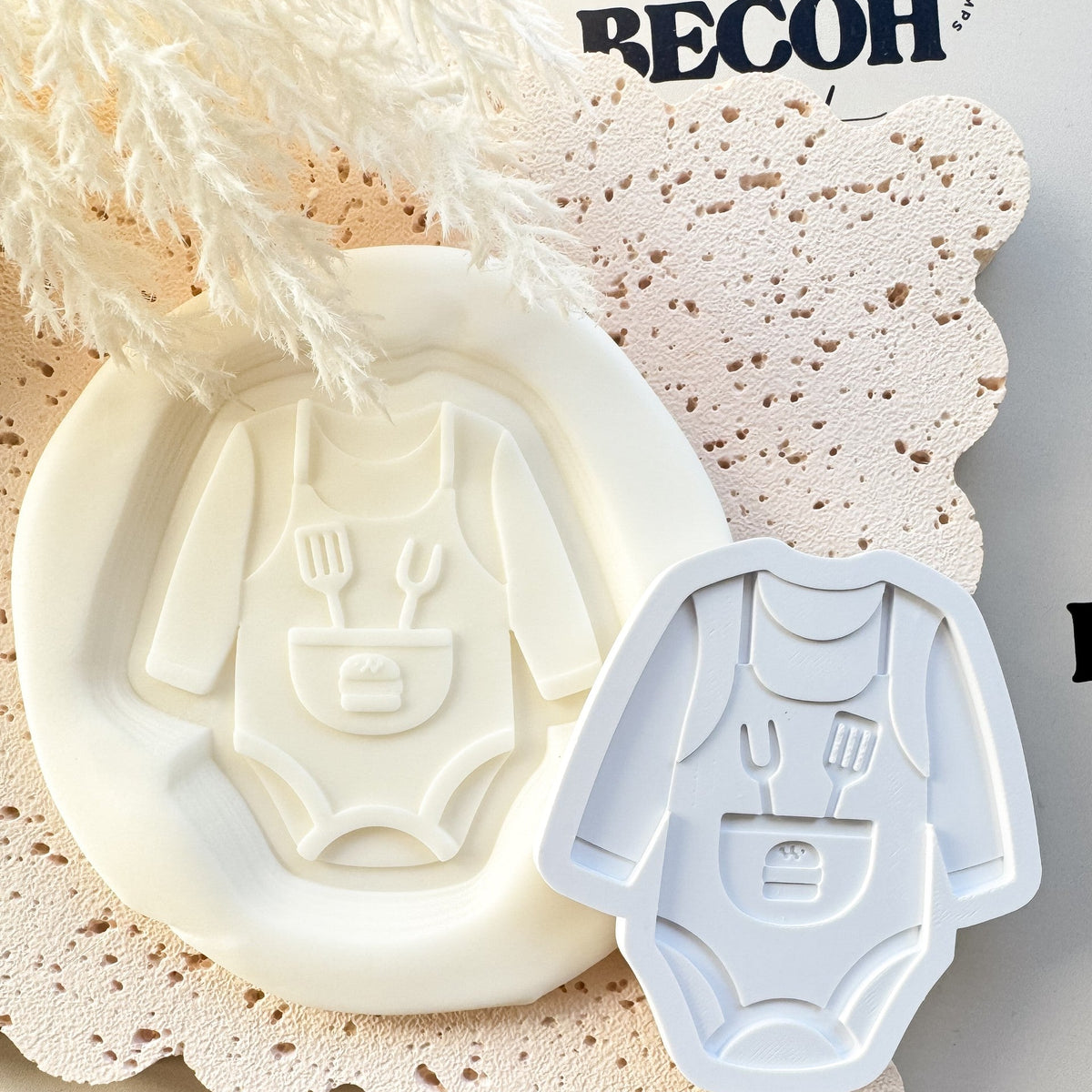 Baby Q Onesie Apron with Burger Cookie Stamp & Cutter