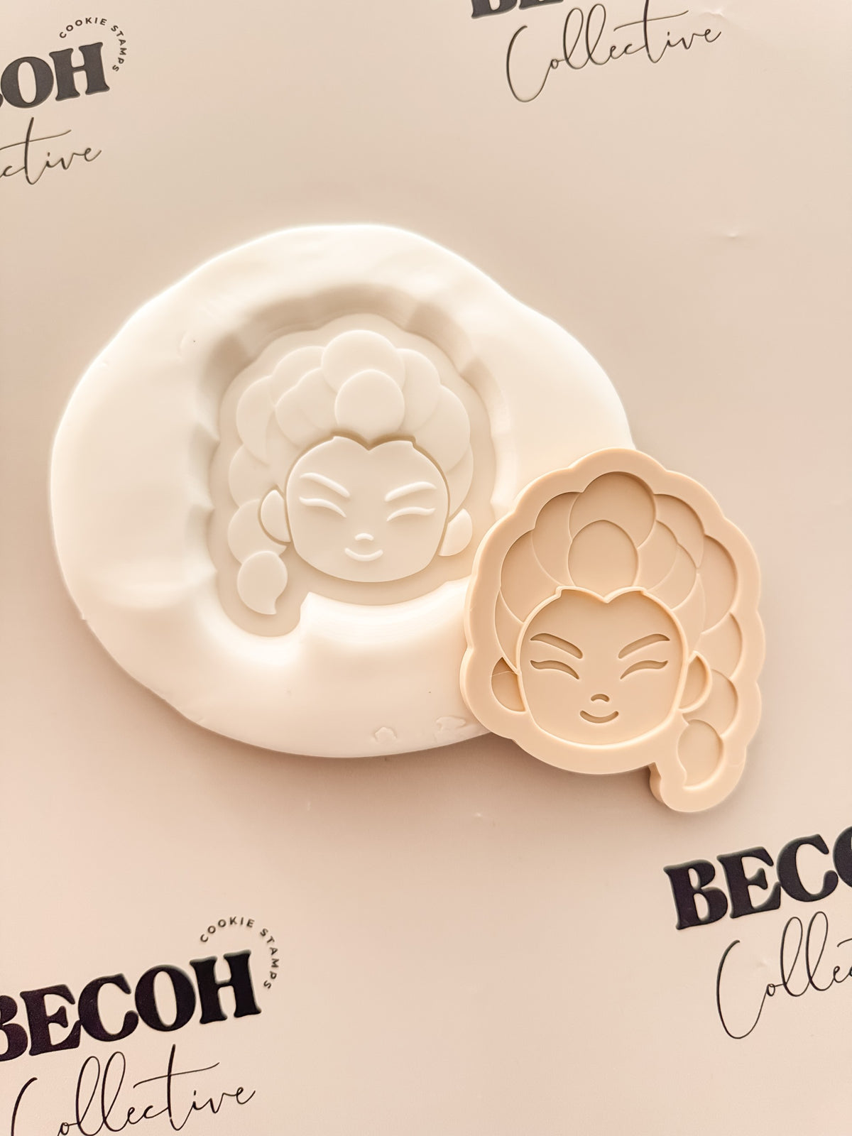 KPOP Rumi Cookie Stamp and Cutter